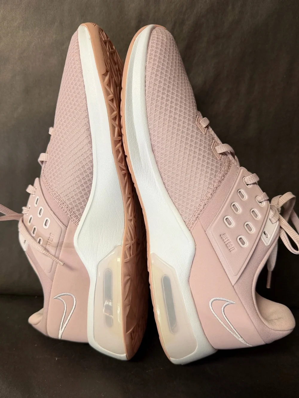 New! Nike Air Max Bella 10.5